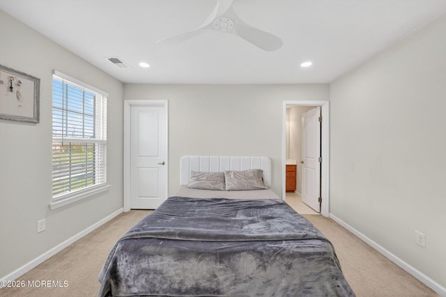 40 Gina Drive, Allentown, NJ 08501