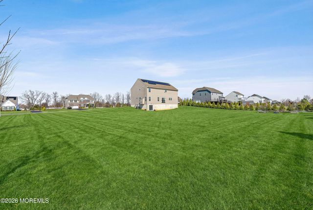 40 Gina Drive, Allentown, NJ 08501