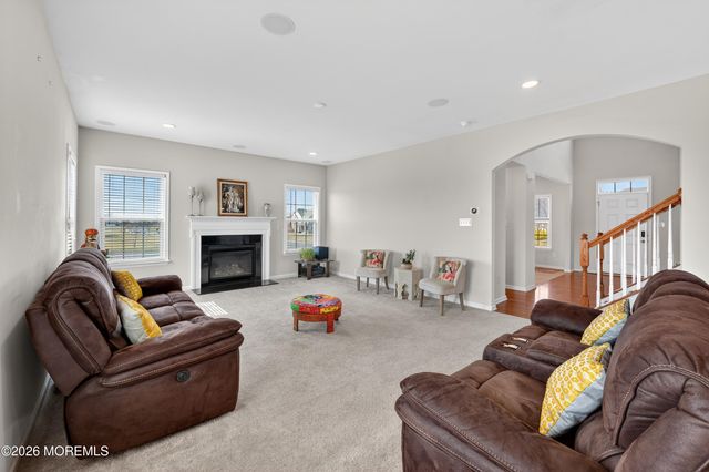 40 Gina Drive, Allentown, NJ 08501