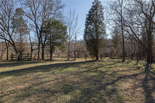 12016 Snake Branch Road, Fayetteville, AR 72701