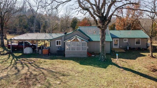 12016 Snake Branch Road, Fayetteville, AR 72701