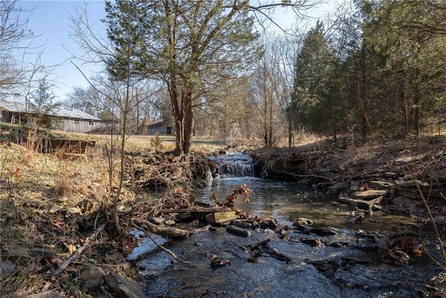 12016 Snake Branch Road, Fayetteville, AR 72701