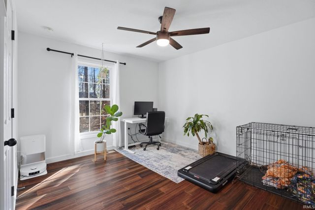 21 Spice Valley Court, Mitchell, IN 47446