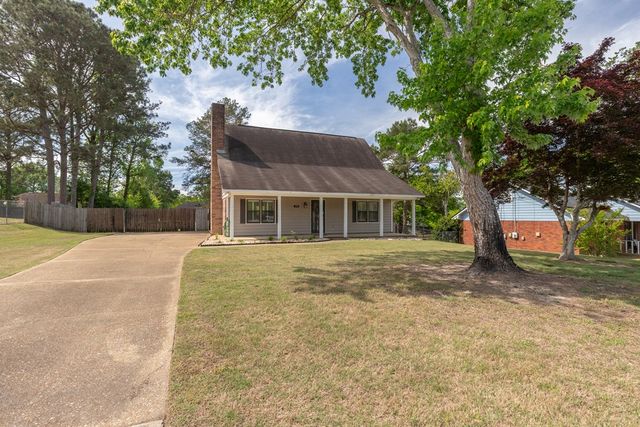 215 Lee Road 0997, Phenix City, AL 36870