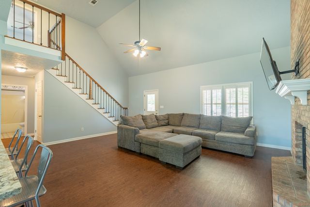215 Lee Road 0997, Phenix City, AL 36870