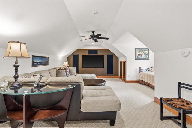 19 Hickory DRIVE, Random Lake, WI 53075