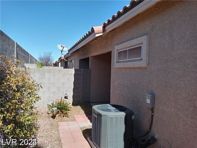 3401 Conan Street 103, Las Vegas, NV 89129