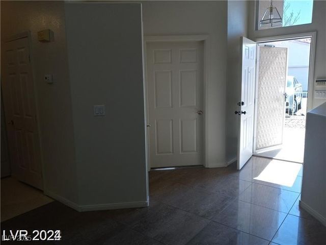 3401 Conan Street 103, Las Vegas, NV 89129