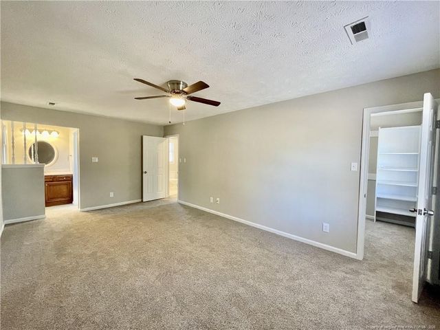 360 Bahama Loop, Fayetteville, NC 28314