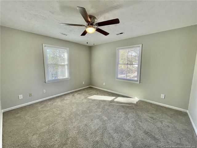 360 Bahama Loop, Fayetteville, NC 28314