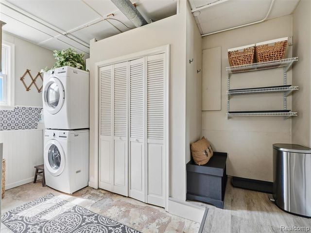 9416 Northern Avenue, Plymouth, MI 48170