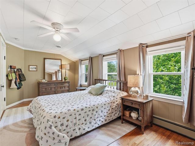 9416 Northern Avenue, Plymouth, MI 48170