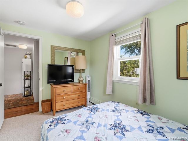 9416 Northern Avenue, Plymouth, MI 48170