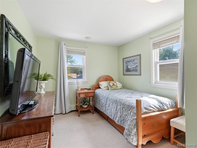 9416 Northern Avenue, Plymouth, MI 48170