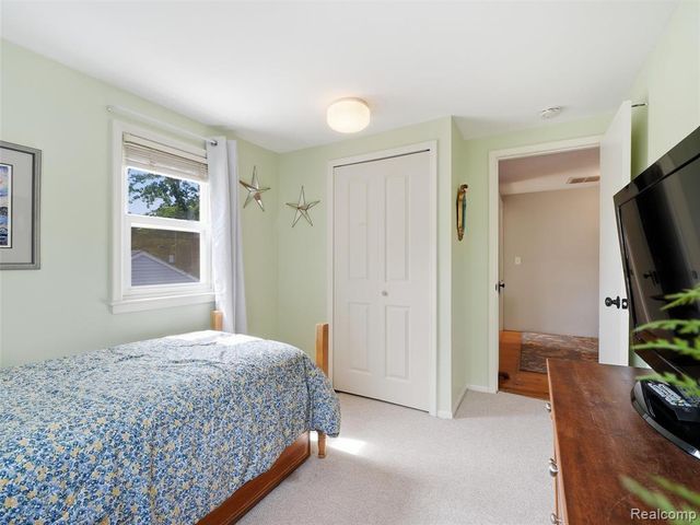 9416 Northern Avenue, Plymouth, MI 48170