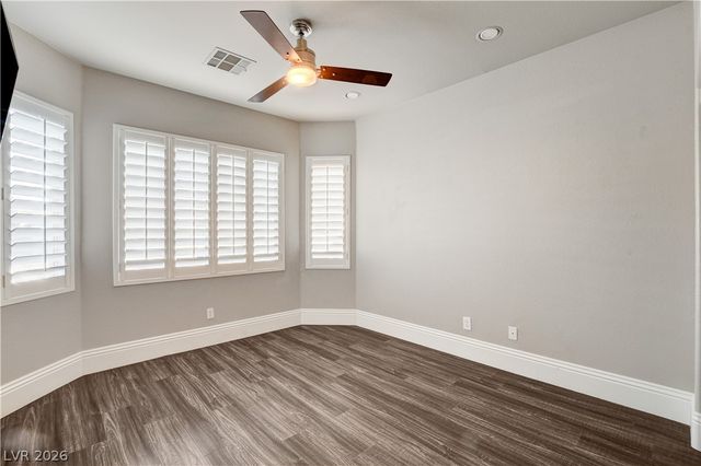 10309 Whispy Willow Way, Las Vegas, NV 89135