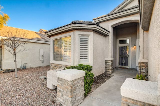 10309 Whispy Willow Way, Las Vegas, NV 89135