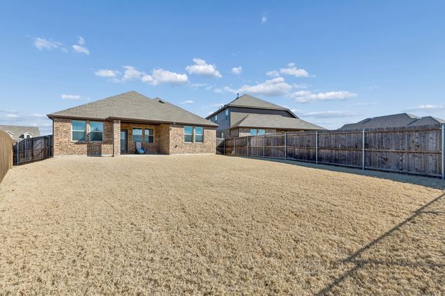 4085 Ellinger Drive, Heath, TX 75126