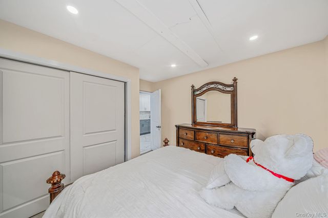 158 Mohawk Street, Ronkonkoma, NY 11779