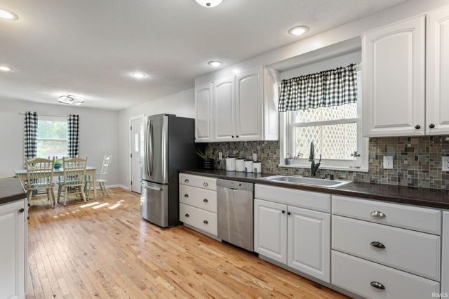 55019 Jeffery Drive, Mishawaka, IN 46545