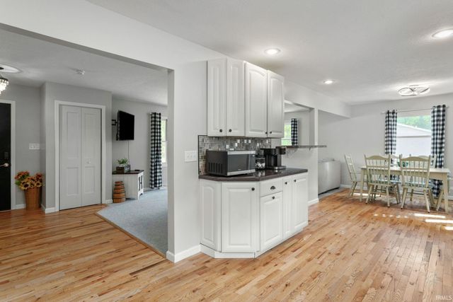 55019 Jeffery Drive, Mishawaka, IN 46545