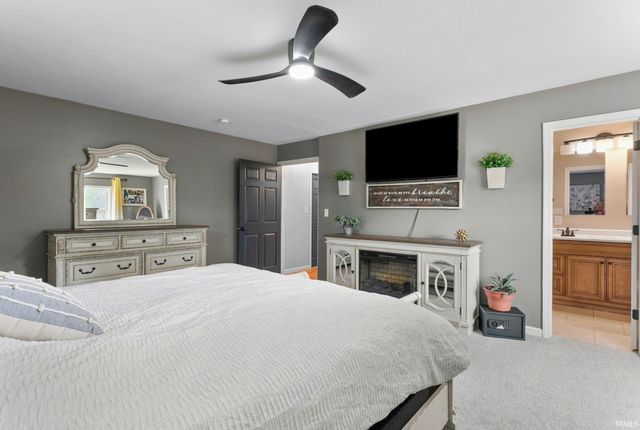 55019 Jeffery Drive, Mishawaka, IN 46545