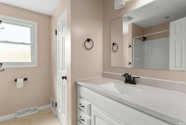 55019 Jeffery Drive, Mishawaka, IN 46545