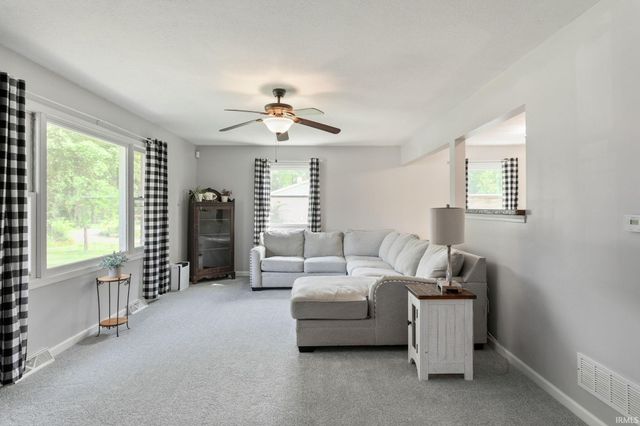 55019 Jeffery Drive, Mishawaka, IN 46545
