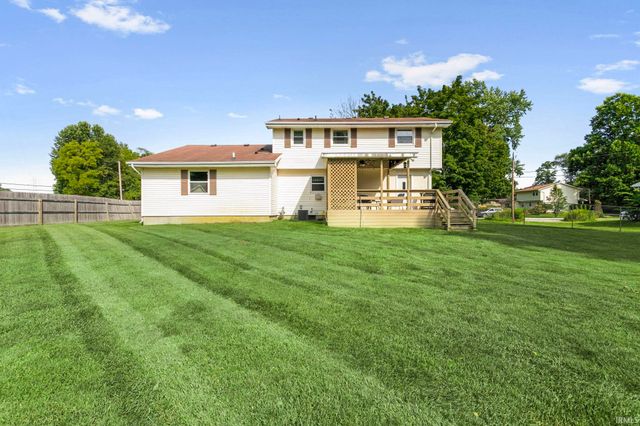 55019 Jeffery Drive, Mishawaka, IN 46545