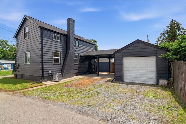 601 Cherry Aly, South Heights, PA 15081
