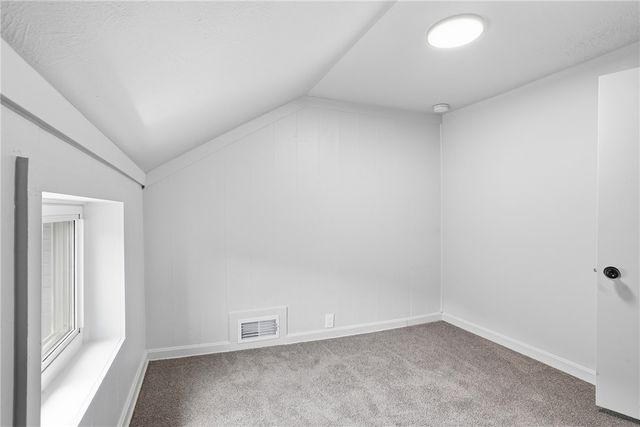601 Cherry Aly, South Heights, PA 15081