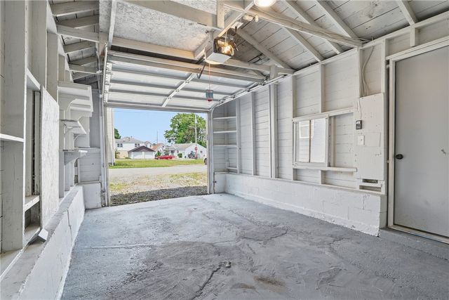 601 Cherry Aly, South Heights, PA 15081