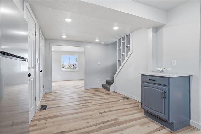 601 Cherry Aly, South Heights, PA 15081