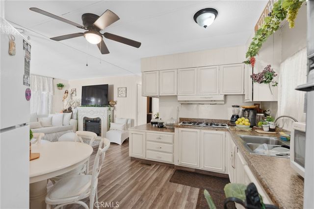 3883 SPC 169 Buchanan, Riverside, CA 92503