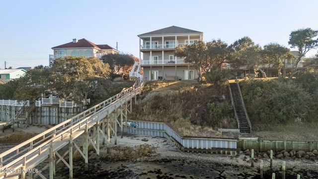 1704 Emerald Drive, Emerald Isle, NC 28594