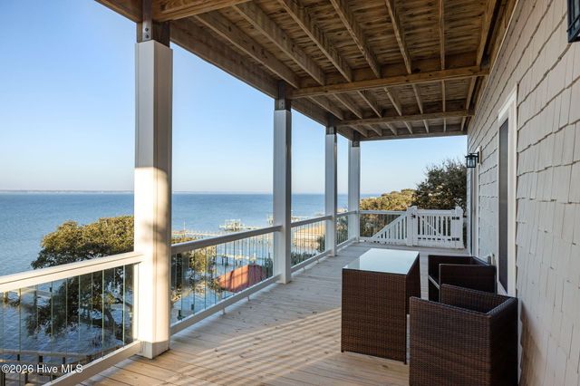 1704 Emerald Drive, Emerald Isle, NC 28594