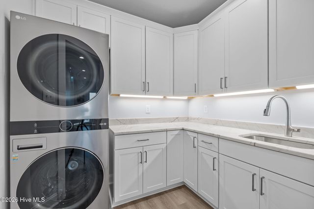 1704 Emerald Drive, Emerald Isle, NC 28594