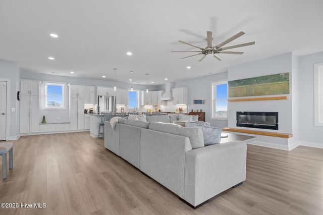 1704 Emerald Drive, Emerald Isle, NC 28594