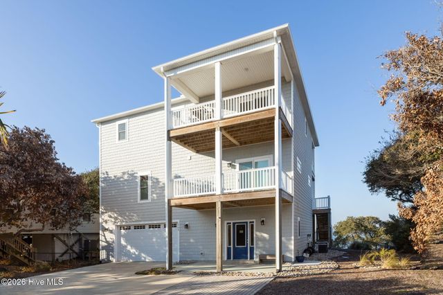 1704 Emerald Drive, Emerald Isle, NC 28594