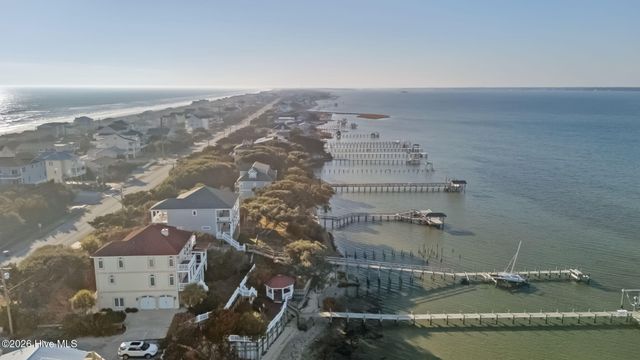 1704 Emerald Drive, Emerald Isle, NC 28594