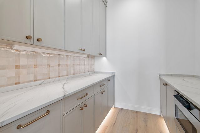 4562 Leeward Lane, Destin, FL 32541