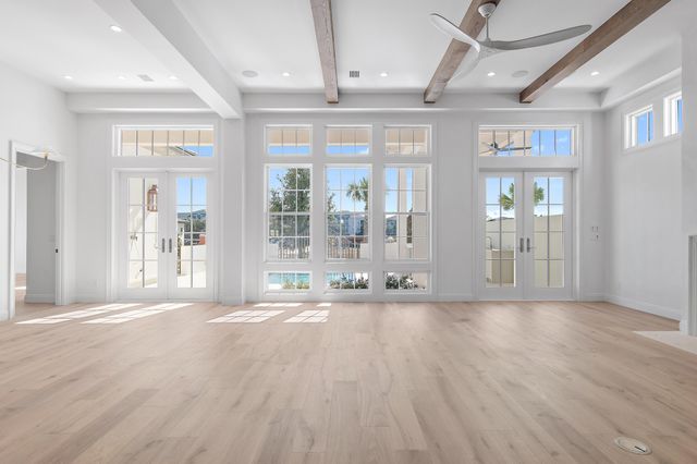 4562 Leeward Lane, Destin, FL 32541