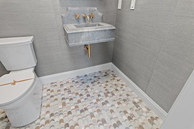 4562 Leeward Lane, Destin, FL 32541