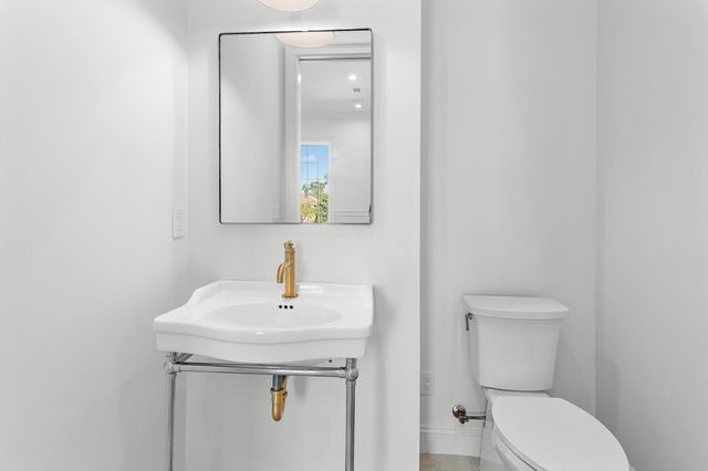 4562 Leeward Lane, Destin, FL 32541