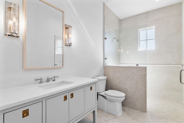 4562 Leeward Lane, Destin, FL 32541