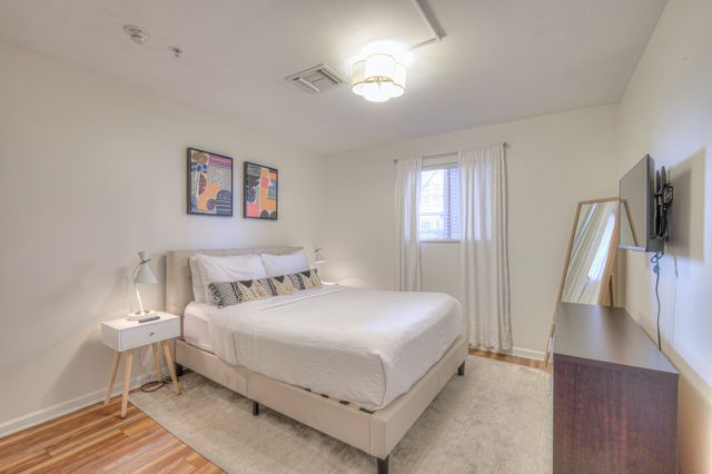 910 1st Ave, N, Nashville, TN 37201