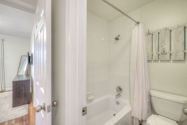 910 1st Ave, N, Nashville, TN 37201