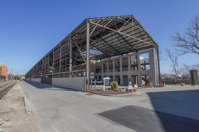 910 1st Ave, N, Nashville, TN 37201