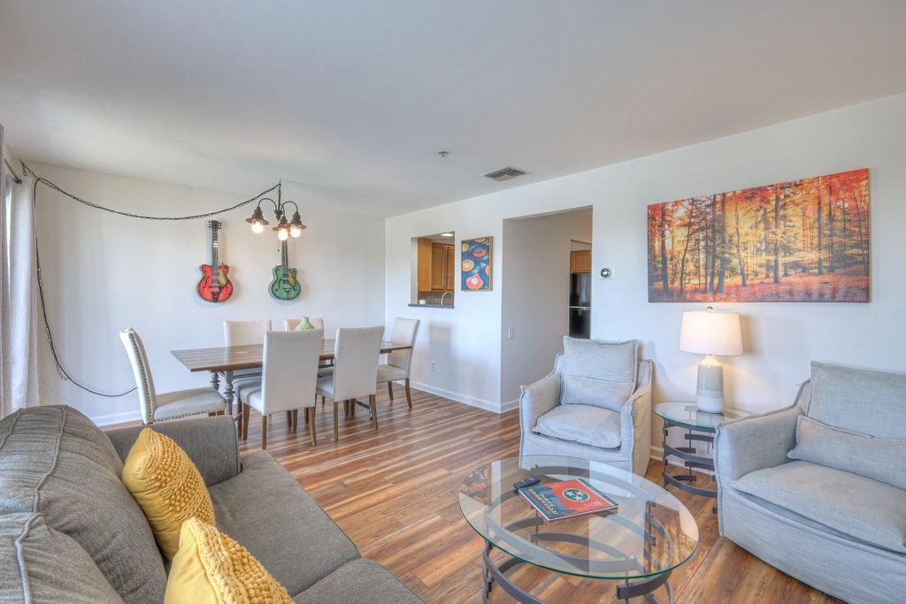 910 1st Ave, N, Nashville, TN 37201