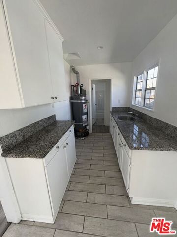 6215 Crenshaw Boulevard, Los Angeles, CA 90043